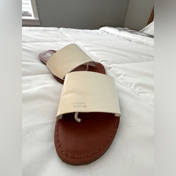 MIA Sandals Size 8 1/2 - Picture 2 of 3